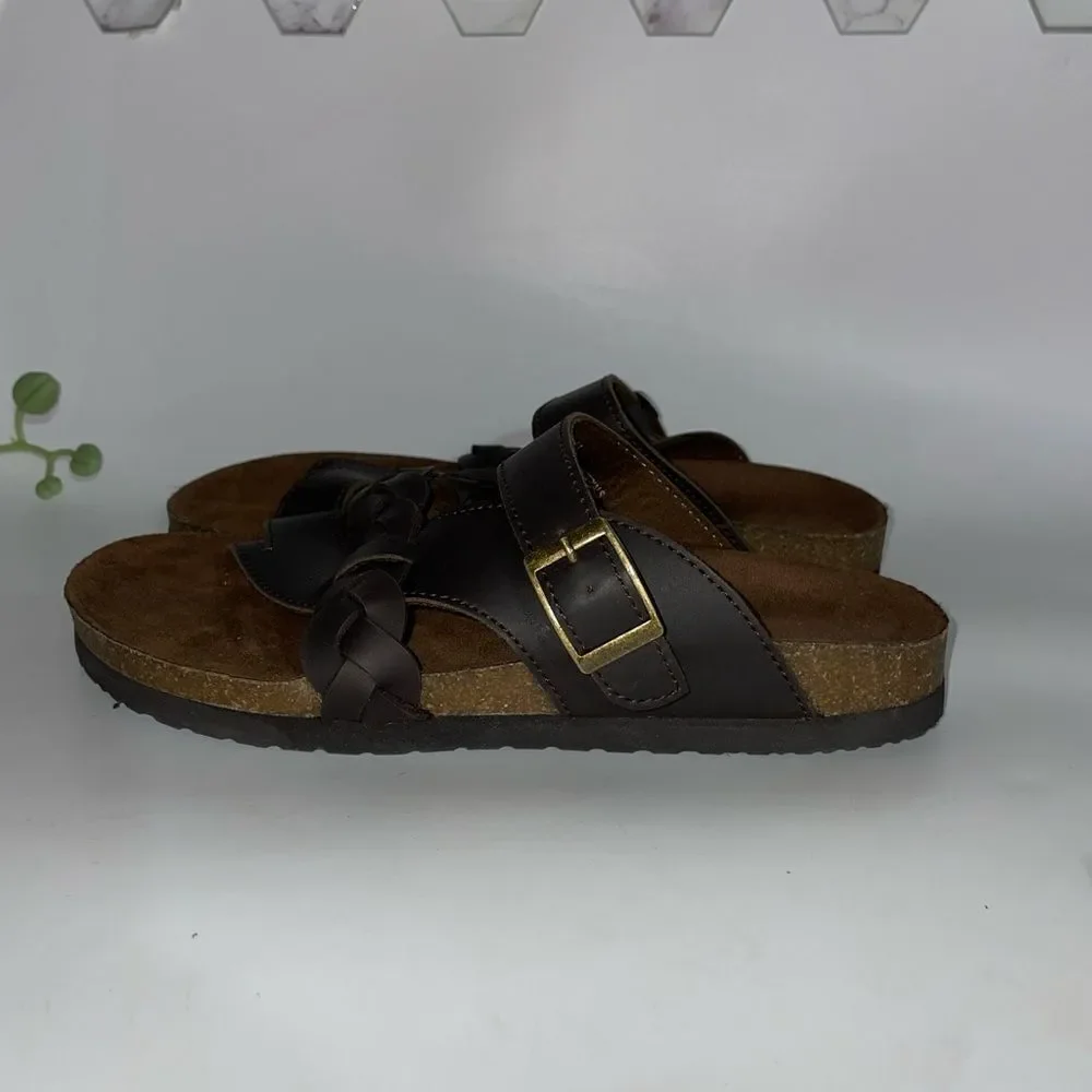 New Cliff by White Mountain Brown Sandals